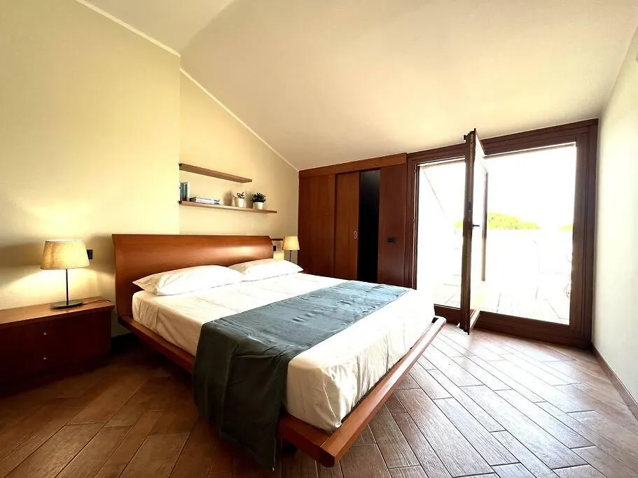 Ferienwohnung Attico In Piazza Matteotti Desenzano del Garda Apartment